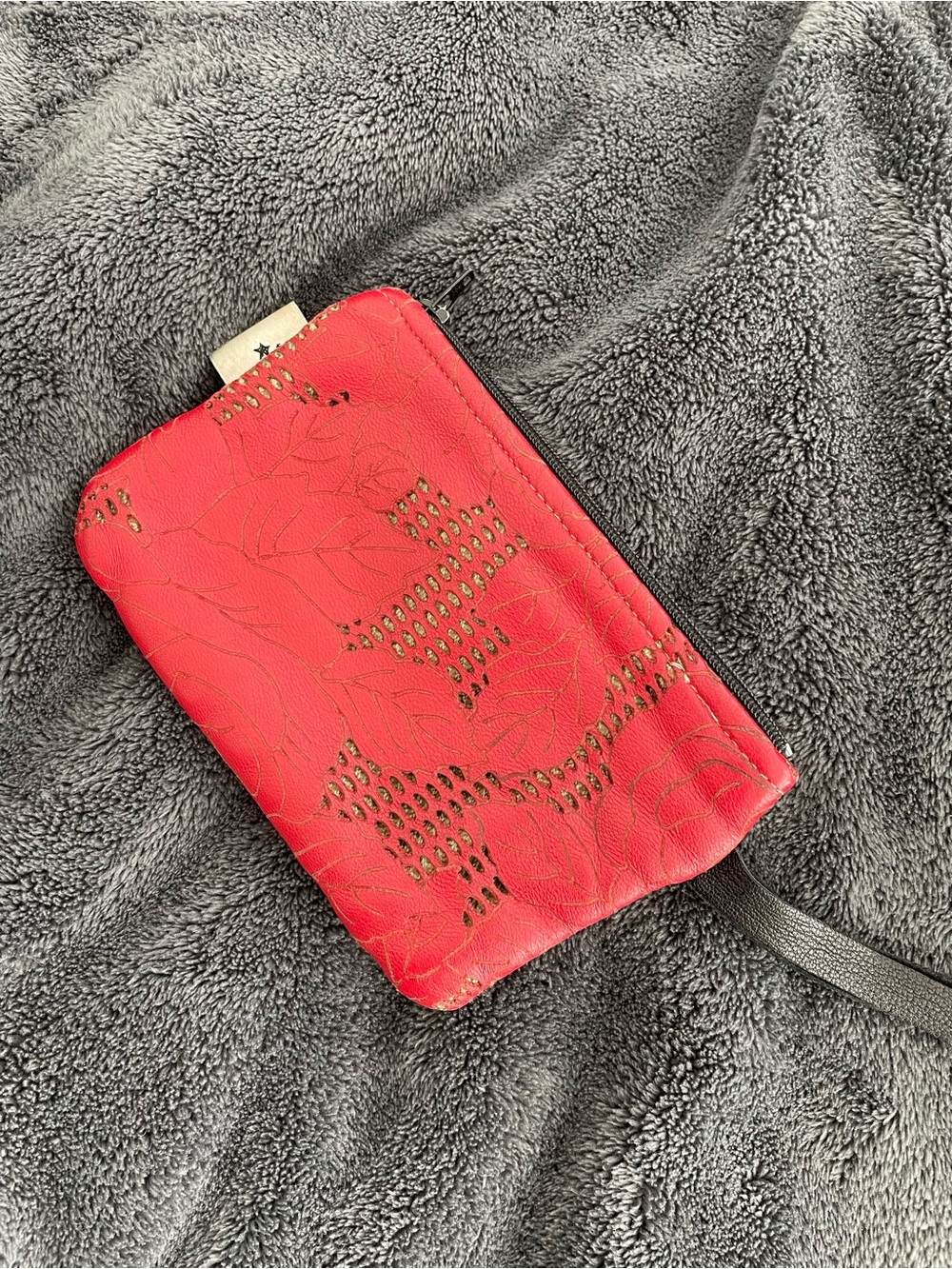 Small red leather pouch / wristlet